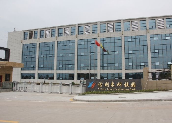 Shenzhen Xinlilai Touch Technology Co., Ltd. fabrika üretim hattı